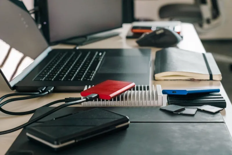 I Lived on 128GB for a Week and Deleted More Junk Than a Decade of 'Spring Cleaning'