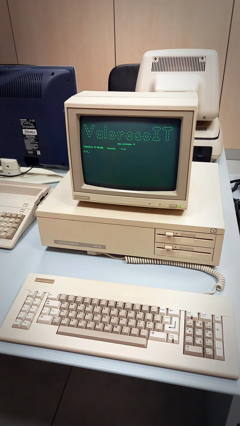 MO Discs, Zip Drives, and the Slow Death of Your Data: Lessons From the Format Graveyard